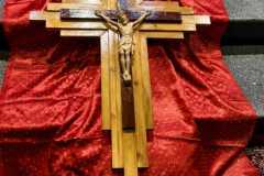 icym-cross-7